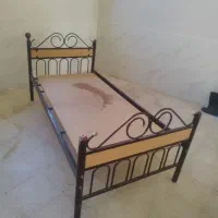 تخت خواب فلزی