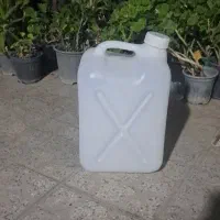 ۱۵ عدد دبه بیستایی و ۲تا۱۰تایی به فروش میرسدباهم