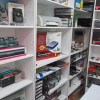 ویترین ام دی اف در حد نو