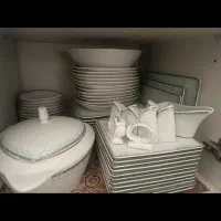 ظرف 12نفره چینی تقدیس و میز اتو