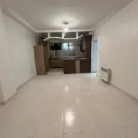 ۵۸ متری پارکینگ دار