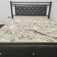 تخت فلزی دو نفره|تخت و سرویس خواب|اصفهان, آفاران|دیوار