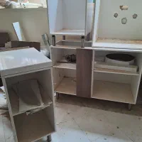 مبل گردوبه همراه میز و کابینت آشپزخانه تمیز|مبلمان خانگی و میز عسلی|اصفهان, قلعه طبره|دیوار