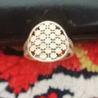 انگشتر رنگ ثابت