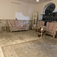 مبل ۷ نفره در حد نو ۳سال استفاده نو عروس ۲۵۰۰۰/۰۰۰