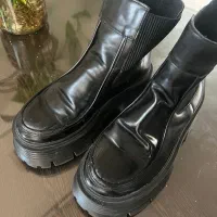 بوت لژ دارترک