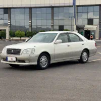 تویوتا کراون ۲۰۰۴