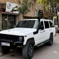 پاترول سفید ۴درب مدل ۷۱ اورحال شده