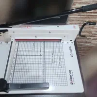 دستگاه برش کاغذ و گیوتین کتاب