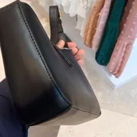 کیف دوشی آکبند YLS انگیسی|کیف، کفش، کمربند|تهران, سازمان آب|دیوار
