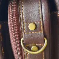 کیف چرم بسیار سبک و جادار