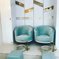 اجاره و درصدی میز ناخن و استند پدیکور- میدان فاطمی|اجارهٔ دفتر کار، اتاق اداری، مطب|تهران, بلوار کشاورز|دیوار