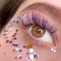 نیازمند مدل کاشت مژه