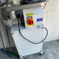 تچرخ گوشت میزکار