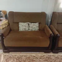 مبل هفت نفره تمیز با چوب خوب