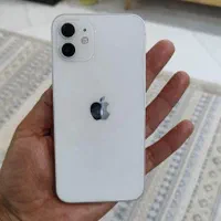 ایفون12