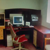 میز کامپیوتر و مطالعه