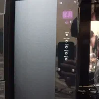یک عدد سینما خانواده نو یک بار استفاده شده