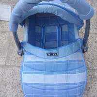 کریر به همراه کیف|اسباب و اثاث بچه|سبزوار, مدرس|دیوار