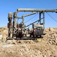 کمک حفار معدن