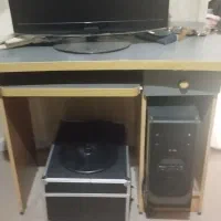 میز کامپیوتر و یک جفت کمد لباس و فرش 6متری|میز تحریر و کامپیوتر|فردیس, شهرک شهید حسینی|دیوار