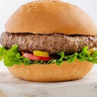 آشپز حرفه ای خورشت ایرانی