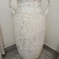 گلدان نقش برجسته سفید سفالی باکیفیت