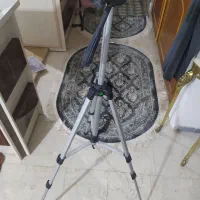 پایه دوربین نو آکبند  تا 2مترم باز میشه