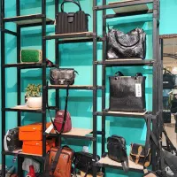 دکور مغازه دکور فلزی