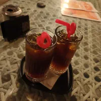 ۳۰۰ تومن پول