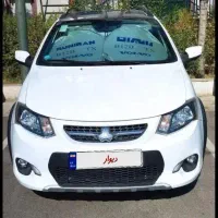 کوییک r سفید مشکی ۴۰۱