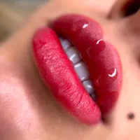 مدل میکروبلیدینگ و شیدینگ لب