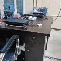 میز اداری در حد نو|مبلمان اداری|شیراز, شهرک بهار|دیوار