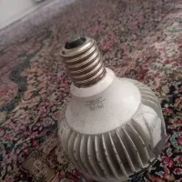لامپ و پرژکتور و فیوز برق