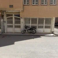 خونه اجاره تبقه بالا زیرزمین