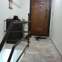 آپارتمان ۹۰ متری طبقه۲