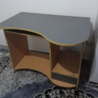 میز کامپیوتر