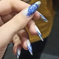 ناخن های خاص اینجا خلق میشن