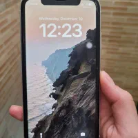 آیفون ۱۱ نرمال