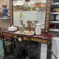 عتیقه|کلکسیون اشیاء عتیقه|تهران, فلسطین (میدان انقلاب)|دیوار