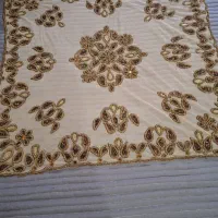 رومیزی کارشده تروتمیز
