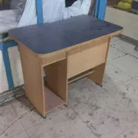 میز کامپیوتر و ویترین