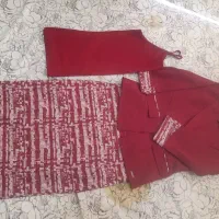 کت ودامن نو عنابی|لباس|اندیشه, اندیشه فاز ۱|دیوار