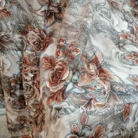 چادر رنگی|لباس|قم, باغ شریفی|دیوار