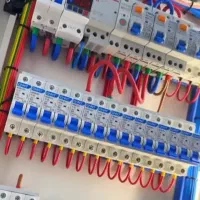 برقکاری ساختمان و لوله کشی آب و شوفاژ ساختمان