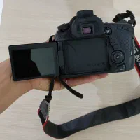 دوربین کنون 80d