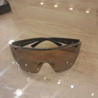 عینک پلیس اصل ایتالیایی قدیمی