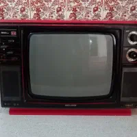 تلویزیون و دستگاه سی دی قدیمی عتیغه|سیستم صوتی خانگی|ساوه, |دیوار