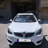برلیانس ۳۲۰
