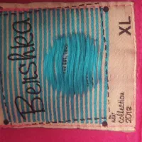 پالتو زنانه بسیار گرم در حد نو جنس فوتر خارجی|لباس|سنندج, |دیوار